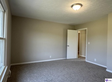 Midway Road, Brandenburg, Kentucky 40108, ,2 BathroomsBathrooms,For Sale,Midway Road,HK24002914