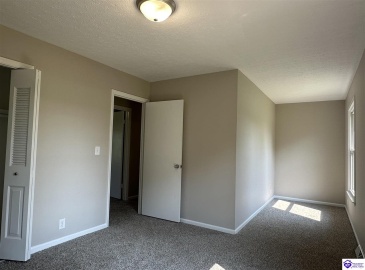 Midway Road, Brandenburg, Kentucky 40108, ,2 BathroomsBathrooms,For Sale,Midway Road,HK24002914