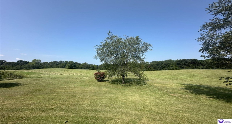 Midway Road, Brandenburg, Kentucky 40108, ,2 BathroomsBathrooms,For Sale,Midway Road,HK24002914