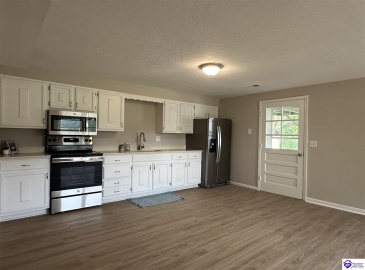 Midway Road, Brandenburg, Kentucky 40108, ,2 BathroomsBathrooms,For Sale,Midway Road,HK24002914