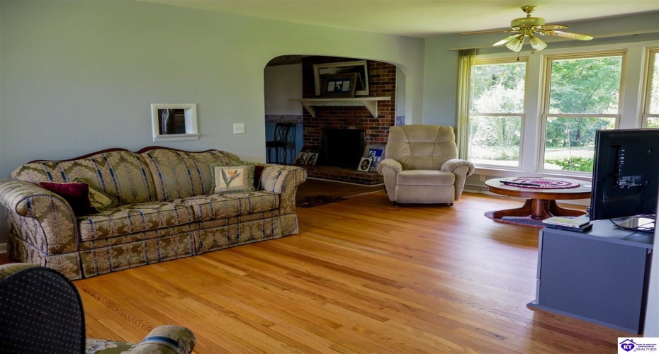 Pleasant Hill Road, Upton, Kentucky 42784, ,1 BathroomBathrooms,For Sale,Pleasant Hill Road,HK24002916