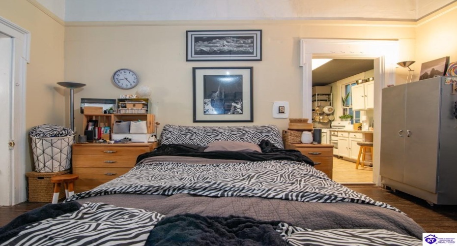 Vernon Avenue, Louisville, Kentucky 40206, 1 Bedroom Bedrooms, ,For Sale,Vernon Avenue,HK24002932