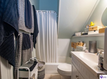 Vernon Avenue, Louisville, Kentucky 40206, 1 Bedroom Bedrooms, ,For Sale,Vernon Avenue,HK24002932