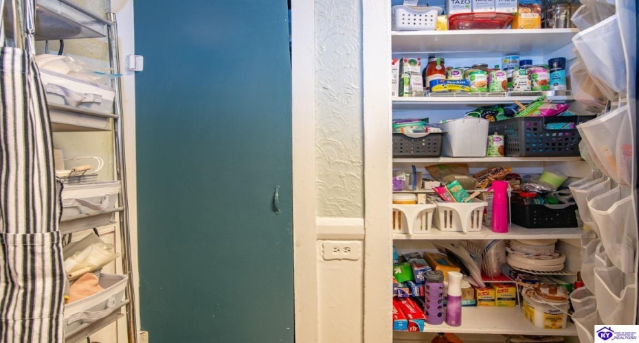 Vernon Avenue, Louisville, Kentucky 40206, 1 Bedroom Bedrooms, ,For Sale,Vernon Avenue,HK24002932