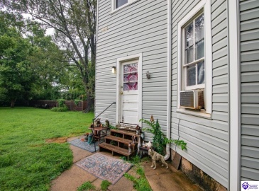 Vernon Avenue, Louisville, Kentucky 40206, 1 Bedroom Bedrooms, ,For Sale,Vernon Avenue,HK24002932