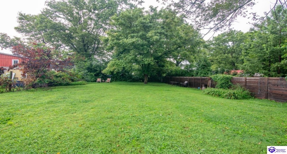 Vernon Avenue, Louisville, Kentucky 40206, 1 Bedroom Bedrooms, ,For Sale,Vernon Avenue,HK24002932