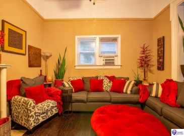 Vernon Avenue, Louisville, Kentucky 40206, 1 Bedroom Bedrooms, ,For Sale,Vernon Avenue,HK24002932