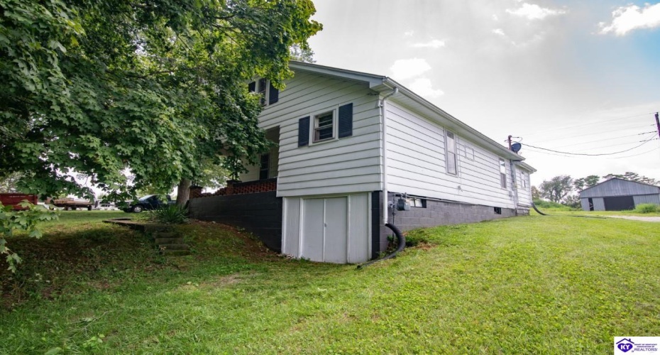 Smith Ridge Road, Campbellsville, Kentucky 42718, ,2 BathroomsBathrooms,For Sale,Smith Ridge Road,HK24002918