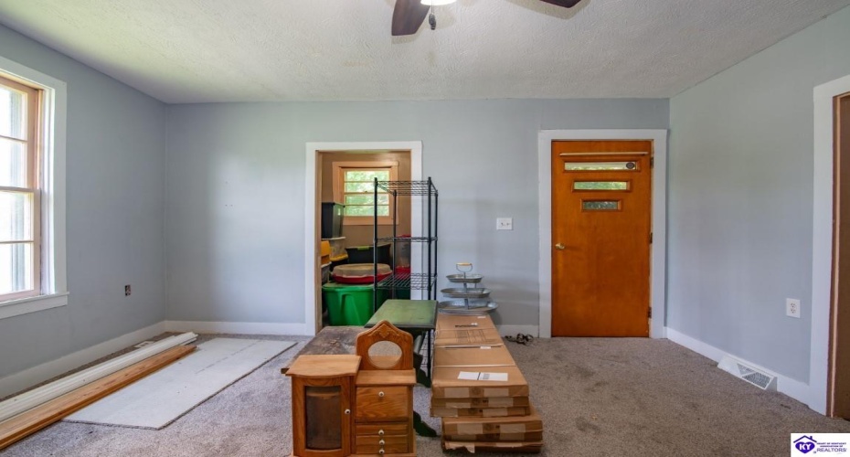 Smith Ridge Road, Campbellsville, Kentucky 42718, ,2 BathroomsBathrooms,For Sale,Smith Ridge Road,HK24002918