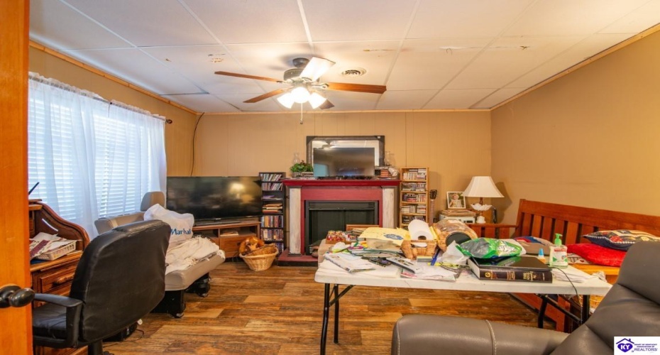 Smith Ridge Road, Campbellsville, Kentucky 42718, ,2 BathroomsBathrooms,For Sale,Smith Ridge Road,HK24002921