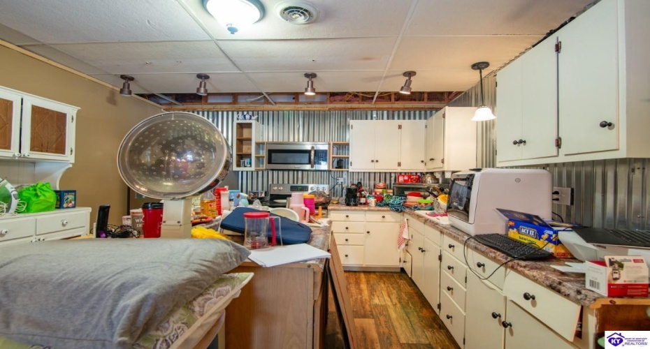 Smith Ridge Road, Campbellsville, Kentucky 42718, ,2 BathroomsBathrooms,For Sale,Smith Ridge Road,HK24002921