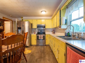 Smith Ridge Road, Campbellsville, Kentucky 42718, ,2 BathroomsBathrooms,For Sale,Smith Ridge Road,HK24002921