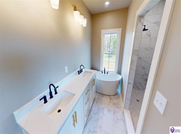 Reelfoot Drive, Elizabethtown, Kentucky 42701, ,2 BathroomsBathrooms,For Sale,Reelfoot Drive,HK24002944