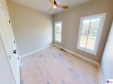 Reelfoot Drive, Elizabethtown, Kentucky 42701, ,2 BathroomsBathrooms,For Sale,Reelfoot Drive,HK24002944