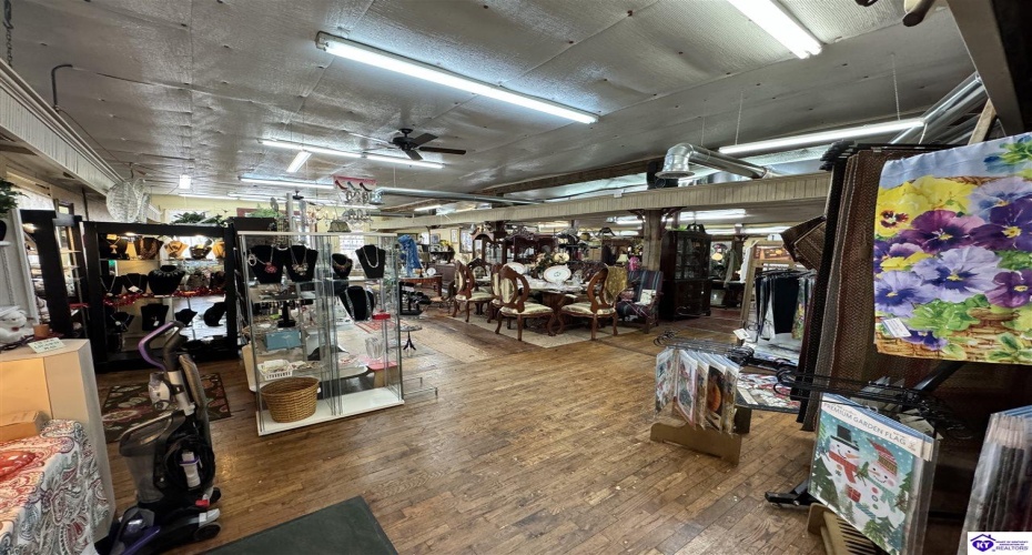 Railroad Avenue, Glendale, Kentucky 42740, ,For Sale,Railroad Avenue,HK24000364