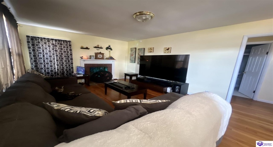 Leitchfield Road, Cecilia, Kentucky 42724, ,For Sale,Leitchfield Road,HK24002967