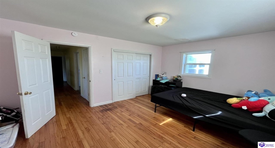 Leitchfield Road, Cecilia, Kentucky 42724, ,For Sale,Leitchfield Road,HK24002967