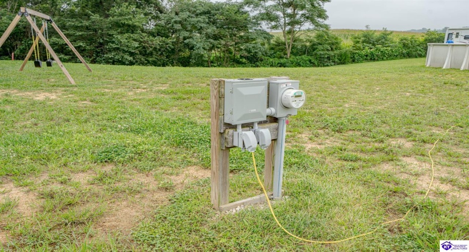 Haysville Road, Brandenburg, Kentucky 40108, ,3 BathroomsBathrooms,For Sale,Haysville Road,HK24002958