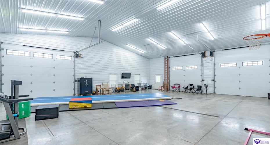 Haysville Road, Brandenburg, Kentucky 40108, ,3 BathroomsBathrooms,For Sale,Haysville Road,HK24002958