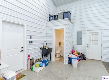 Haysville Road, Brandenburg, Kentucky 40108, ,3 BathroomsBathrooms,For Sale,Haysville Road,HK24002958