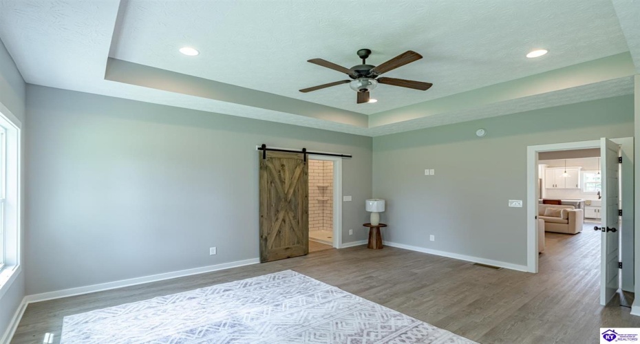 Yorkshire Drive, Elizabethtown, Kentucky 42701, ,2 BathroomsBathrooms,For Sale,Yorkshire Drive,HK24002961