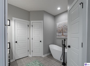 Yorkshire Drive, Elizabethtown, Kentucky 42701, ,2 BathroomsBathrooms,For Sale,Yorkshire Drive,HK24002961