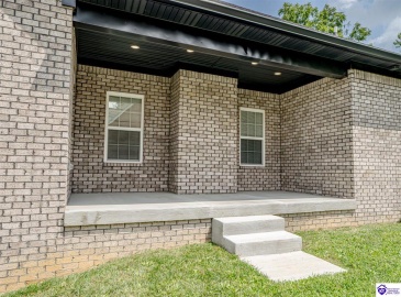 Yorkshire Drive, Elizabethtown, Kentucky 42701, ,2 BathroomsBathrooms,For Sale,Yorkshire Drive,HK24002961