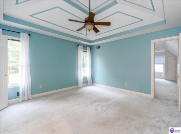 Allanwood Road, Louisville, Kentucky 40214, ,4 BathroomsBathrooms,For Sale,Allanwood Road,HK24002964