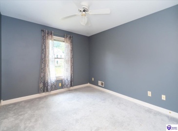 Allanwood Road, Louisville, Kentucky 40214, ,4 BathroomsBathrooms,For Sale,Allanwood Road,HK24002964