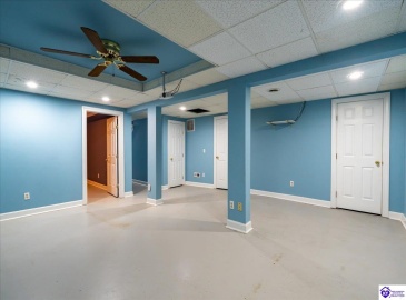 Allanwood Road, Louisville, Kentucky 40214, ,4 BathroomsBathrooms,For Sale,Allanwood Road,HK24002964