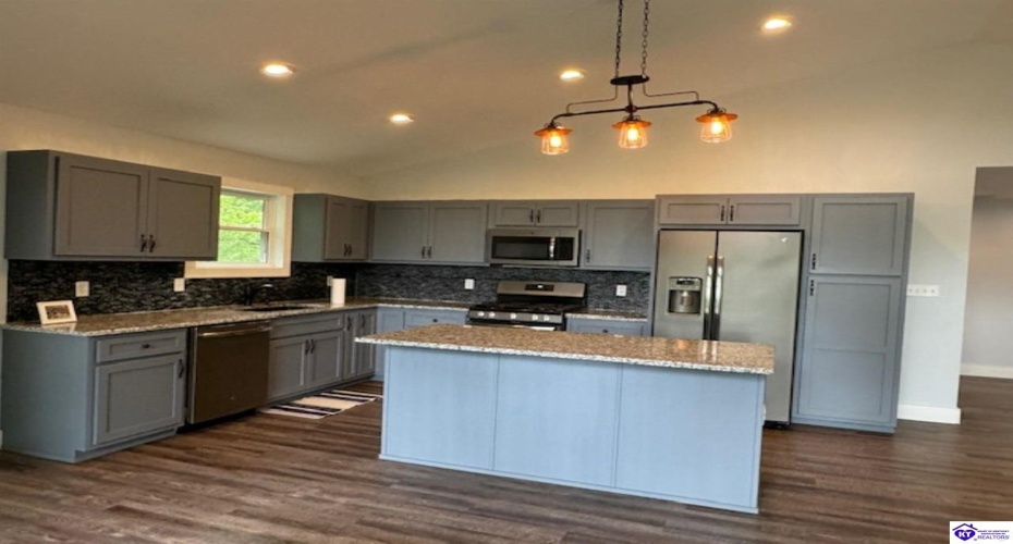 Biff Lane, Falls Of Rough, Kentucky 40119, ,2 BathroomsBathrooms,For Sale,Biff Lane,HK24002966