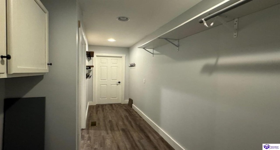 Biff Lane, Falls Of Rough, Kentucky 40119, ,2 BathroomsBathrooms,For Sale,Biff Lane,HK24002966