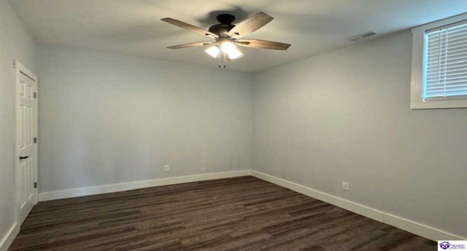 Biff Lane, Falls Of Rough, Kentucky 40119, ,2 BathroomsBathrooms,For Sale,Biff Lane,HK24002966