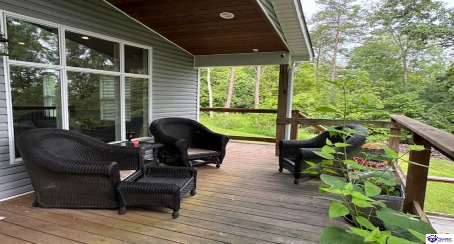 Biff Lane, Falls Of Rough, Kentucky 40119, ,2 BathroomsBathrooms,For Sale,Biff Lane,HK24002966