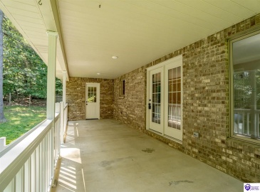 Doe Valley Parkway East, Brandenburg, Kentucky 40108, ,3 BathroomsBathrooms,For Sale,Doe Valley Parkway East,HK24002968