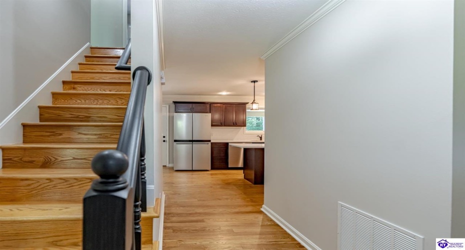 Doe Valley Parkway East, Brandenburg, Kentucky 40108, ,3 BathroomsBathrooms,For Sale,Doe Valley Parkway East,HK24002968