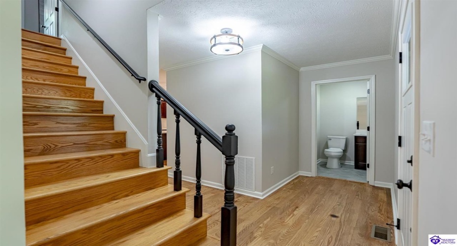 Doe Valley Parkway East, Brandenburg, Kentucky 40108, ,3 BathroomsBathrooms,For Sale,Doe Valley Parkway East,HK24002968