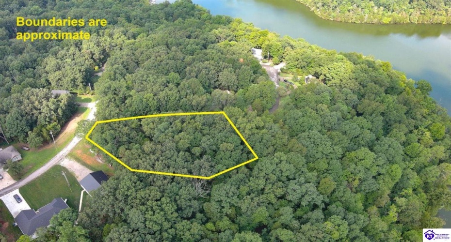 Greenbriar Court, Brandenburg, Kentucky 40108, ,For Sale,Greenbriar Court,HK24002979