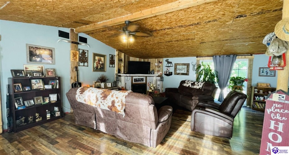 J Oaks Rd, Nancy, Kentucky 42544, ,1 BathroomBathrooms,For Sale,J Oaks Rd,HK24003003