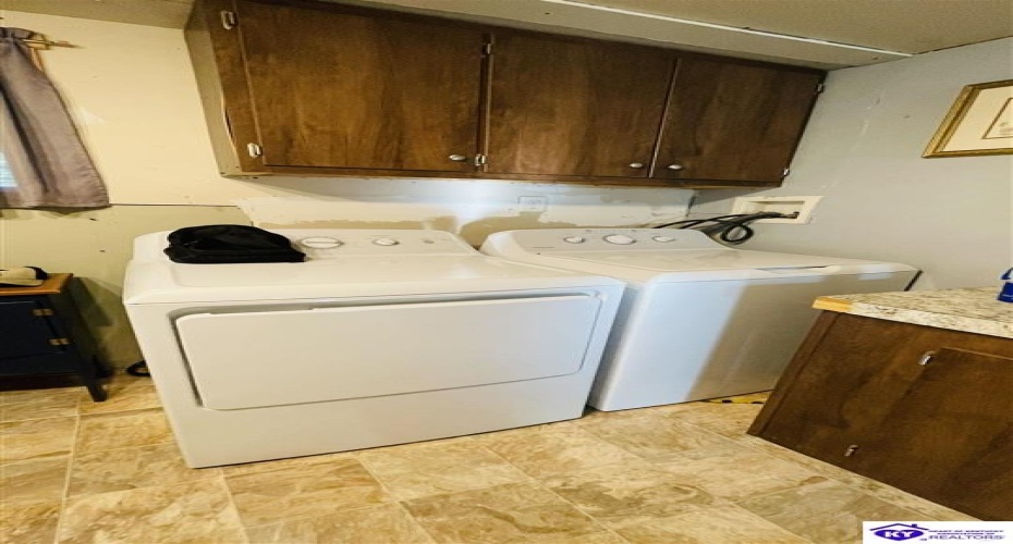 J Oaks Rd, Nancy, Kentucky 42544, ,1 BathroomBathrooms,For Sale,J Oaks Rd,HK24003003