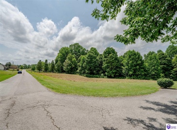 Pembroke Way, Campbellsville, Kentucky 42718, ,For Sale,Pembroke Way,HK24003010