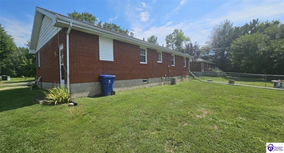 Sheila Drive, Campbellsville, Kentucky 42718, ,1 BathroomBathrooms,For Sale,Sheila Drive,HK24003005