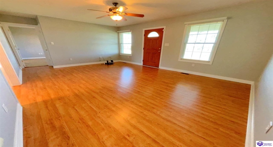 Highway 401, Hudson, Kentucky 40145, ,2 BathroomsBathrooms,For Sale,Highway 401,HK24003006