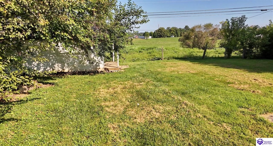 Wooden Lane, Elizabethtown, Kentucky 42701, ,2 BathroomsBathrooms,For Sale,Wooden Lane,HK24003008