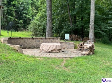 Bentwood Lane, Falls Of Rough, Kentucky 40119, ,2 BathroomsBathrooms,For Sale,Bentwood Lane,HK24003017