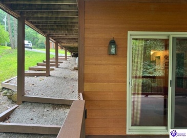 Bentwood Lane, Falls Of Rough, Kentucky 40119, ,2 BathroomsBathrooms,For Sale,Bentwood Lane,HK24003017