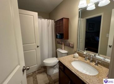 Bentwood Lane, Falls Of Rough, Kentucky 40119, ,2 BathroomsBathrooms,For Sale,Bentwood Lane,HK24003017