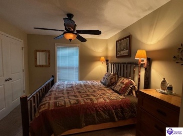 Bentwood Lane, Falls Of Rough, Kentucky 40119, ,2 BathroomsBathrooms,For Sale,Bentwood Lane,HK24003017