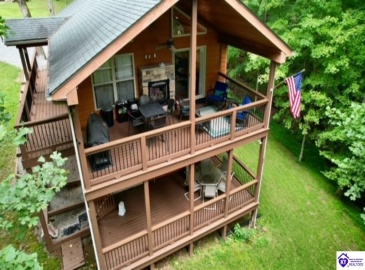 Bentwood Lane, Falls Of Rough, Kentucky 40119, ,2 BathroomsBathrooms,For Sale,Bentwood Lane,HK24003017