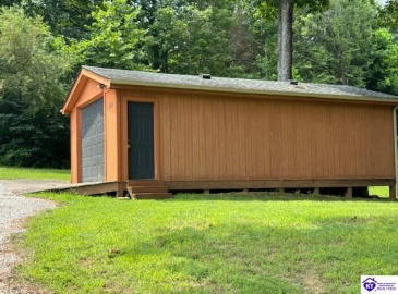 Bentwood Lane, Falls Of Rough, Kentucky 40119, ,2 BathroomsBathrooms,For Sale,Bentwood Lane,HK24003017